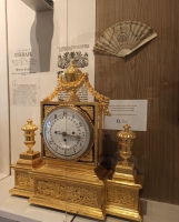 Jozefínske komodové hodiny z rokov 1770 - 1800